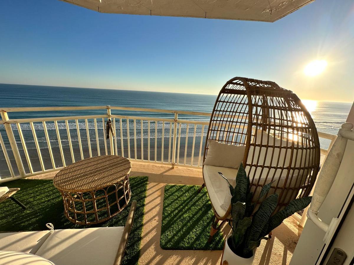 Beach Oasis 704 Lovely Daytona Ocean Front For 5 Sleeps Up To 12 デイトナ・ビーチ エクステリア 写真